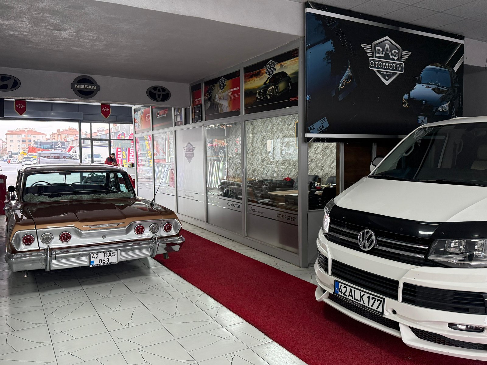 Başotomotiv Galeri - Araç stok alanı